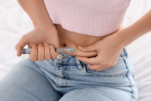 Có nên tiêm kích trứng hai chu kỳ liên tiếp không?