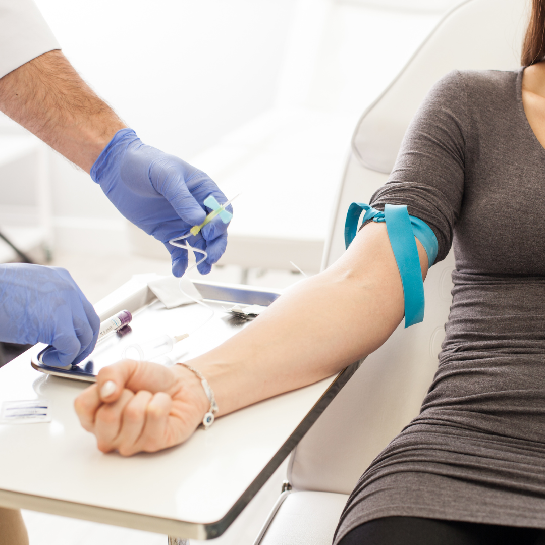Lấy mẫu máu tách chiết PRP Lấy mẫu máu tách chiết PRP
